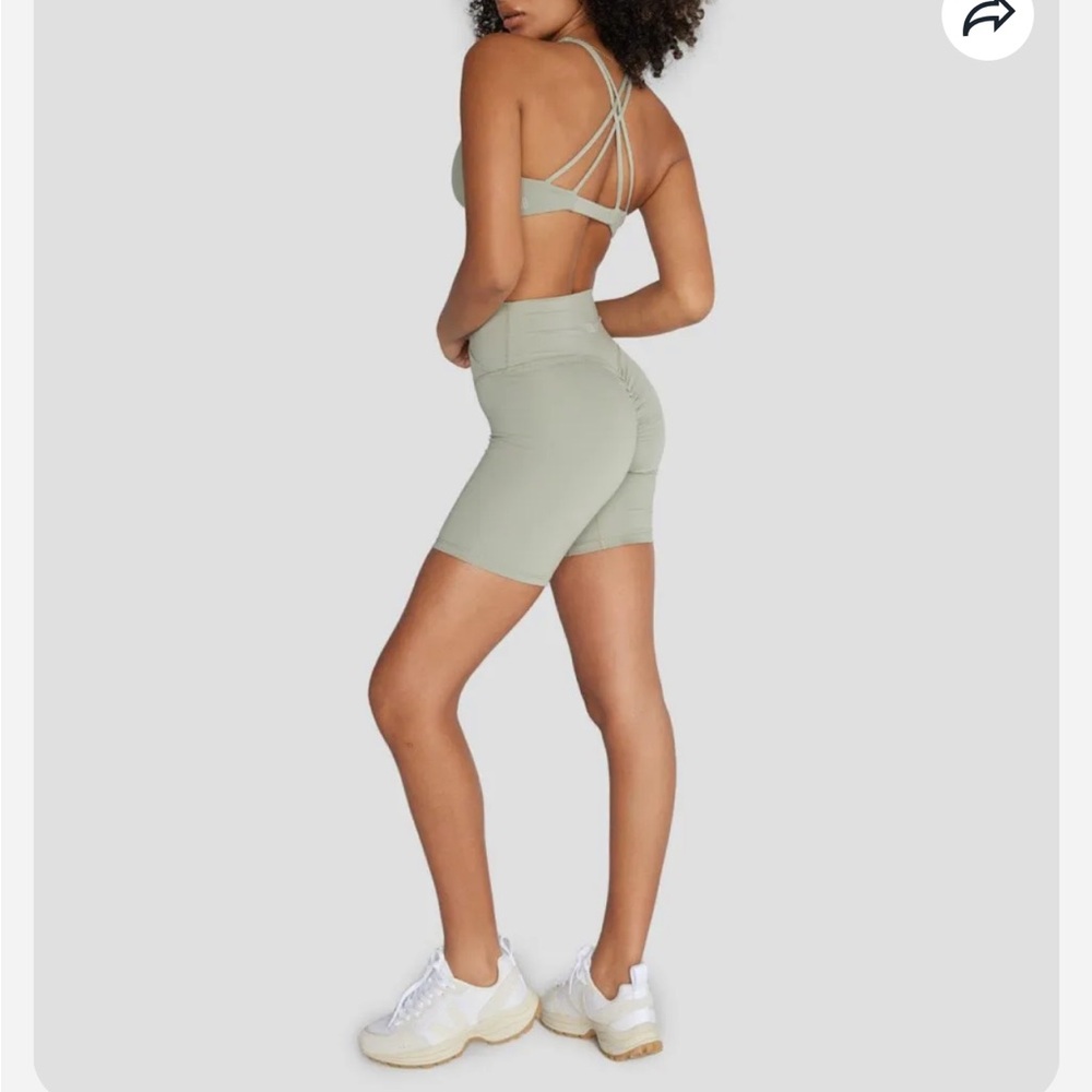 Serenity Scrunch Crossover Shorts 6" | Balance